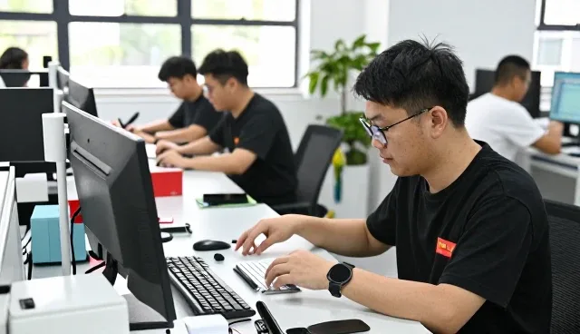 青岛盛泰鸿顺商贸有限公司解答关于办公文具套装的问题